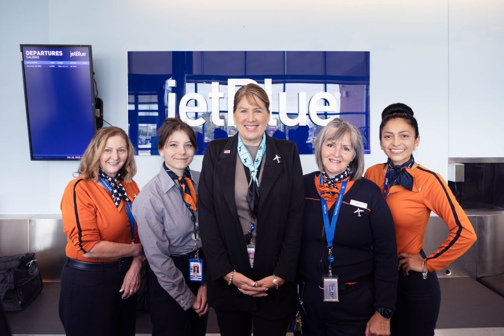 Flights FlyHYA Cape Cod Gateway Airport